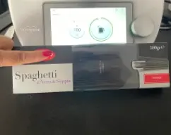 Step <p>TM6</p><p><span style="font-weight: normal;">Echamos 1200g de agua en el vaso y 1 cucharadita de sal </span></p><p>MODO HERVIDOR 100º</p> illustration