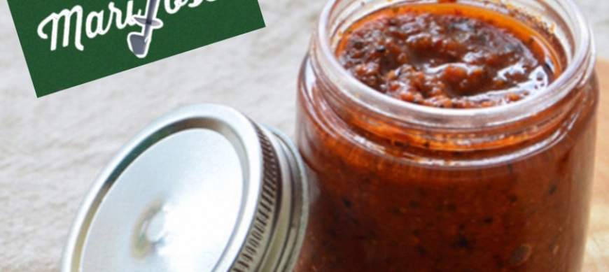 Pesto de tomate seco, anacardos y parmesano